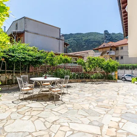 Mires House Side Ground Floor 3 אגיוס גורדיוס